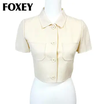 [ 새상품급 ] FOXEY 반팔 숏 자켓 버튼 38 무지 아이보리