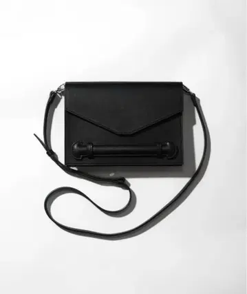 [ CTHY+Rich I ] LEATHER SHOULDER CLUTCH