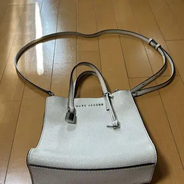 MARC JACOBS 화이트 숄더백