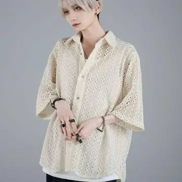 ADRER 루즈 실루엣 레이스 시어 셔츠 아이보리