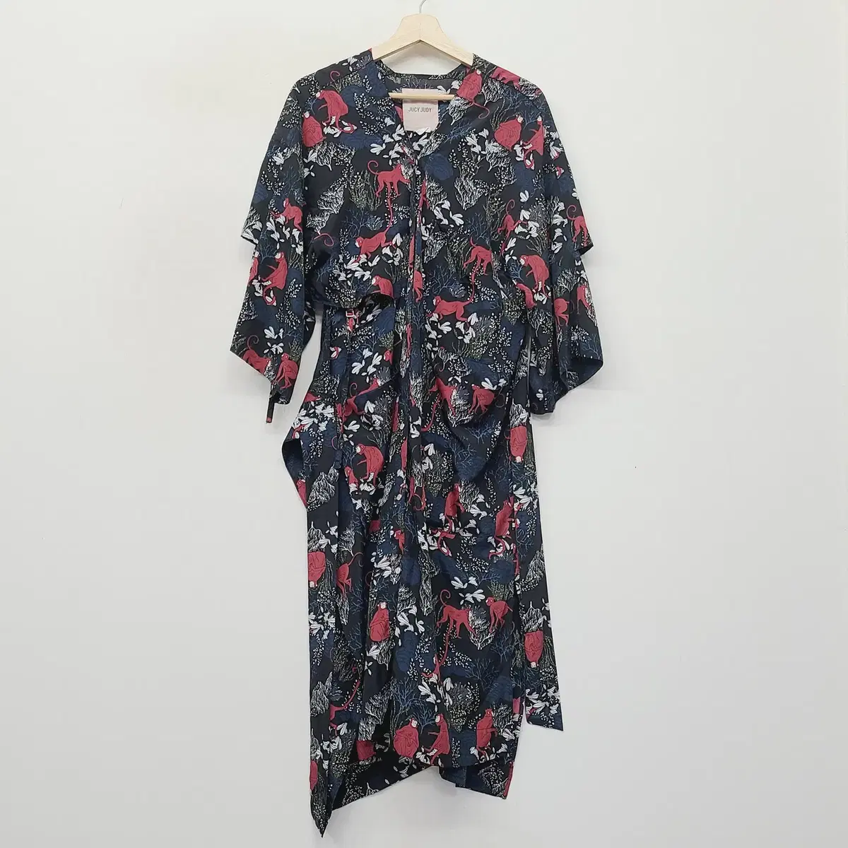 スカーフ VALENTINO VALENTINO(ヴァレンティノ) スカーフ(レディース) - 海外通販のBUYMA