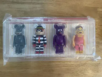 BE@RBRICK 베어브릭 고질라 맥도날드 미개봉