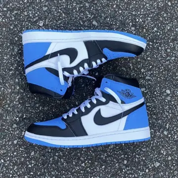AJ1 UNC toc
