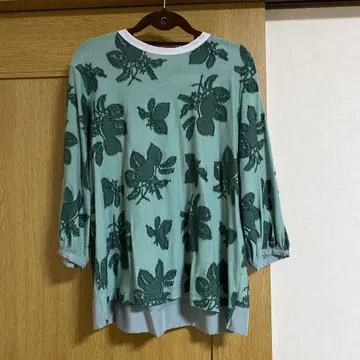 꽃무늬 5부 소매 티셔츠 민트 그린