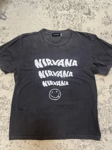 [GOOD ROCK SPEED] NIRVANA 반팔 티셔츠 흑먹색