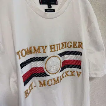 TOMMY HILFIGER 로고 총 자수 오가닉 코튼 T셔츠 M 사이즈