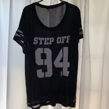 [오늘까지의 판매] H&M STEP OFF 94 블랙 티셔츠