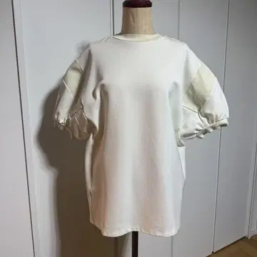 컨디션 최상 JIL SANDER 디자인 티셔츠 정가 10만