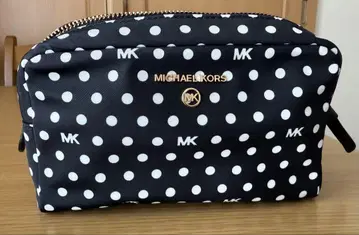 MICHAEL KORS 파우치
