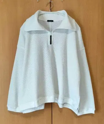 seeset 하프 지퍼 풀오버 화이트