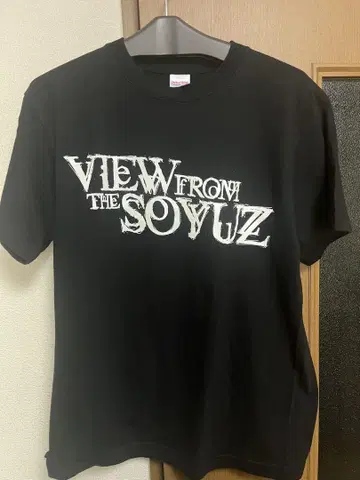 미사용 View From The Soyuz 티셔츠 M 사이즈 스티커 포함