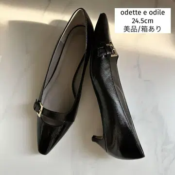 새상품급! 오데뜨 앤 오딜 포인티드 블랙 펌프스