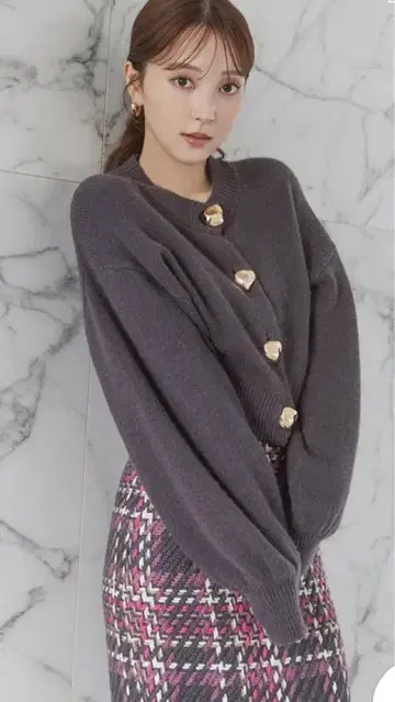[좋아요 불필요] SNIDEL 버튼 플러피 가디건