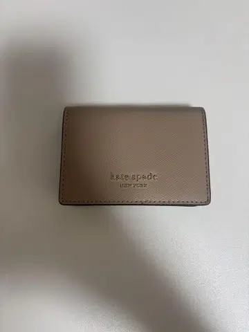 kate spade 베이지 명함지갑