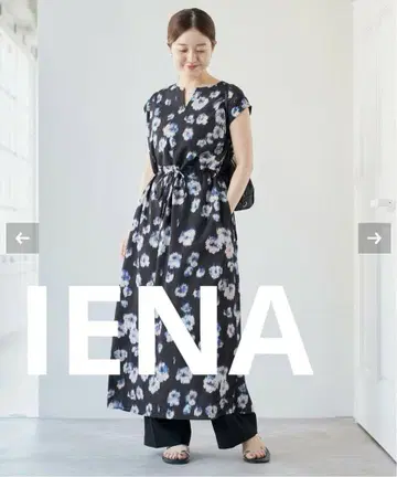 이에나 IENA 이번 시즌 완판 쉐이드 플라워 원피스 38 새상품