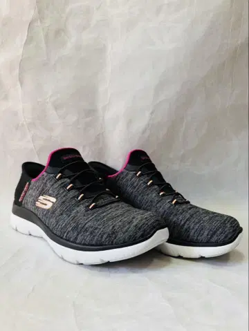 SKECHERS 슬립인스 스니커즈 24