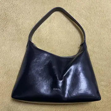 STAND OIL Plump bag