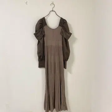 요시다 아카리 콜라보 dazzlin 펄 체인 니트 원피스