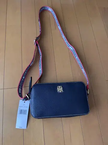 Tommy Hilfiger 스마트폰 숄더백 네이비