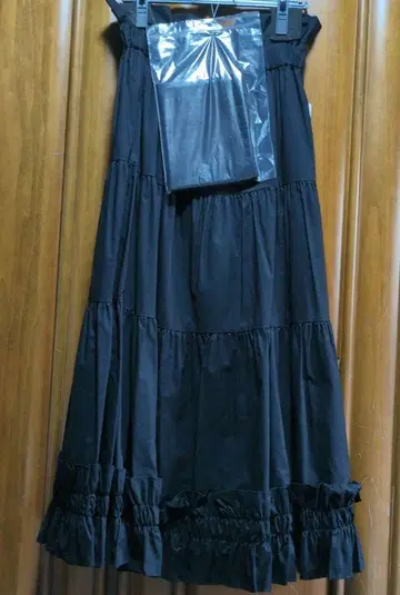 &ellecy 앤드엘씨 스커트