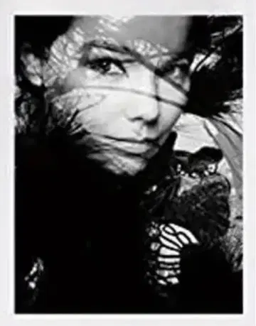 비요크 Bjork 포토 티셔츠 블랙 댄서 인 더 다크