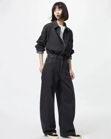 미사용품 UNIQLO 유니클로 배기 커브 청바지 30 데님 와이드