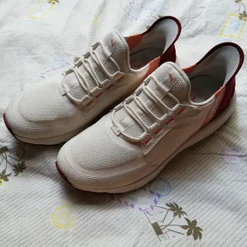 [새상품] PUMA 스니커즈 여성용 24.5cm