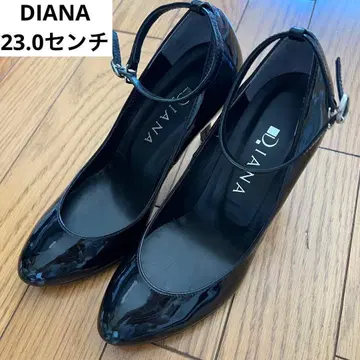 [컨디션 최상] DIANA 다이애나 에나멜 펌프스 스트랩 23.0cm