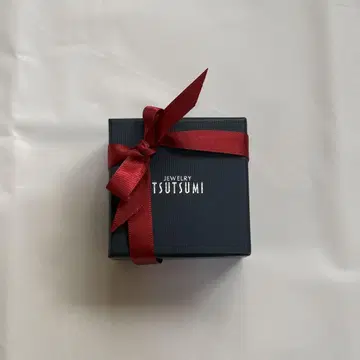TSUTSUMI 다이아몬드형 귀걸이