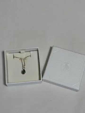 스와로브스키 목걸이