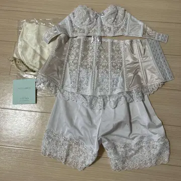 세모아 브라이덜 이너 B70