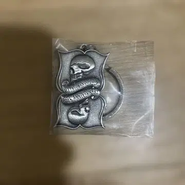 벤지 키링 아사이 켄이치 블랭키