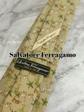 Salvatore Ferragamo 동물 패턴 넥타이