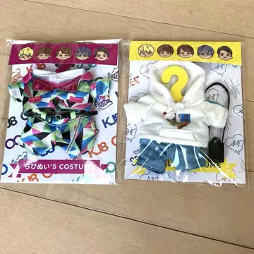 SUPER EIGHT 꼬마인형 옷 갈아입기 2세트
