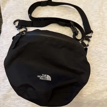 THE NORTH FACE 숄더백 블랙