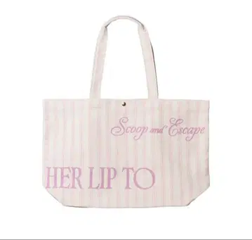 Her lip to Scoop and Escape Large Tote