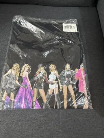 Taylor swift official 티셔츠