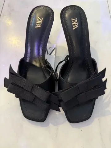 [새 상품] ZARA 블랙 리본 디자인 뮬