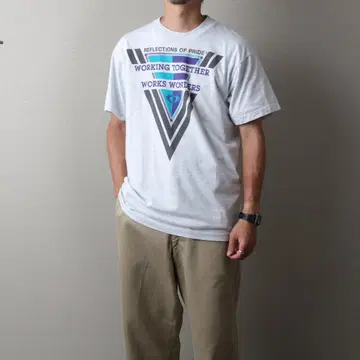 1990's MadeinUSA Printed T-shirt 111189