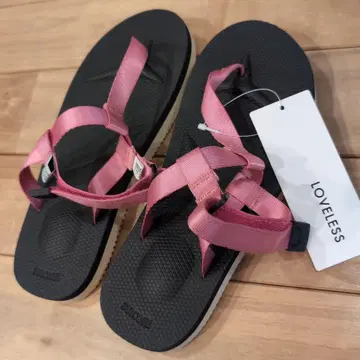 SUICOKE LOVELESS 샌들