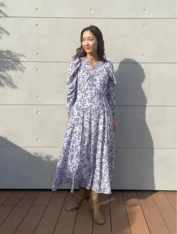꽃무늬 V넥 맥시 드레스