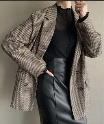 JUNOAH 하운드투스 체크 더블 테일러드 자켓