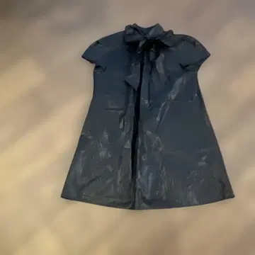 리본 블라우스