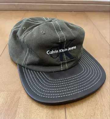 Calvin Klein Jeans 캘빈클라인 90s 제트 캡