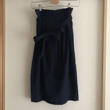 vicky 네이비 컬러 스커트