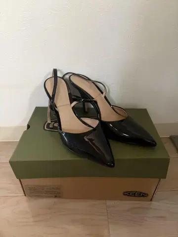 찰스앤키스 블랙 하이힐 스틸레토