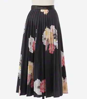 REJINA PYO 레지나표 가죽 x 플라워 프린트 스커트