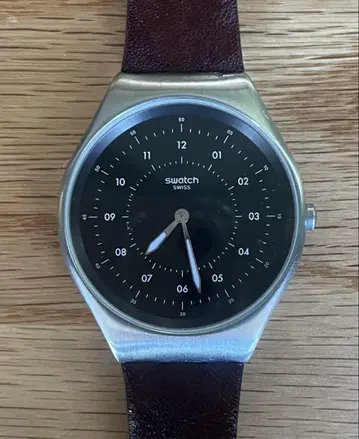 swatch 스킨 브러쉬드 블랙 직경 38mm