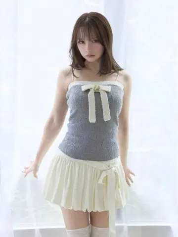 andmary bicolor ribbon tops
