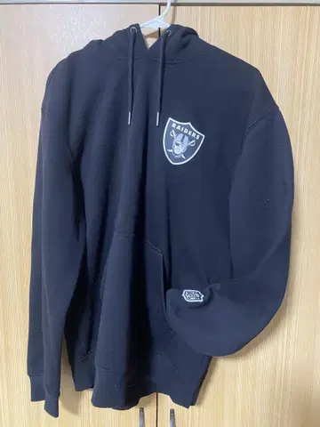 RAIDERS 후드티